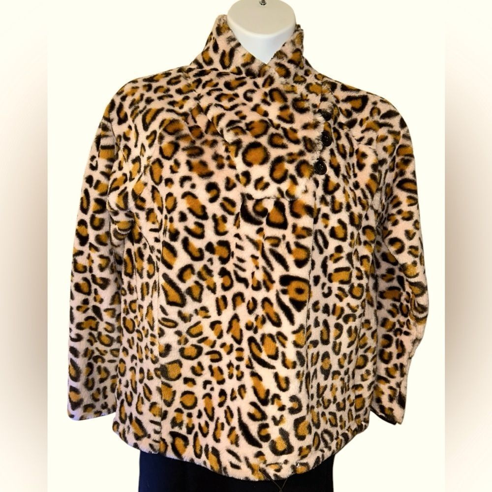 Playing for Keeps Faux Fur Leopard Print Pullover Sweater Womens Size Large NWOT